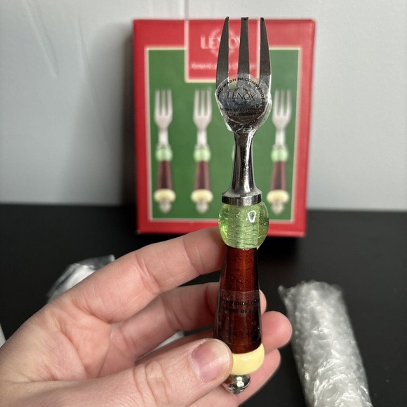 Set of 4 Vintage Lenox Holiday Gatherings Cocktail Forks NEW in BOX - Picture 6 of 8